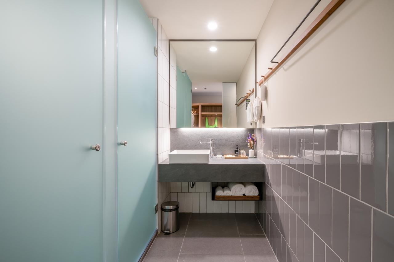 Triple Y Hotel Бангкок Екстер'єр фото