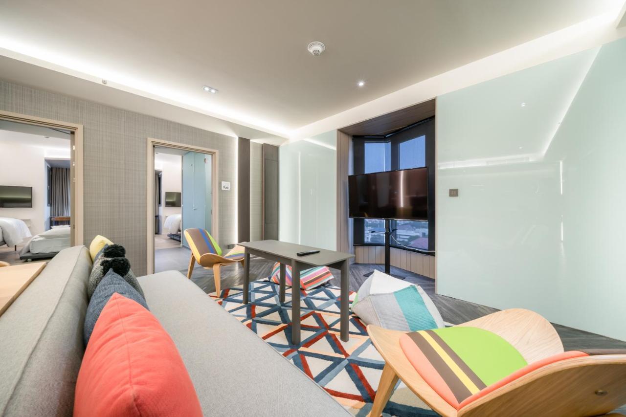Triple Y Hotel Бангкок Екстер'єр фото
